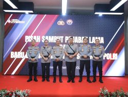 Pimpin Sertijab, Irjen. Pol. Sandi Tekankan Humas Fungsi Utama Polri