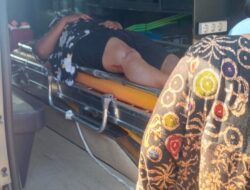 Rem Blong, Motor Listrik Satu Keluarga Tabrak Besi Pembatas di Jalan Merapi Sampang