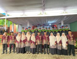 Kami Tidak Banyak Berjanji, Kami Tunjukkan Bukti, Pesan Menyentuh Nuhri Kepala MI Mathla’ul Anwar Saat Pelepasan Siswa