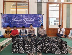 AKP Febry Hermawan Pimpin Jumat Berkah, Satlantas Bangkalan Tebar Kepedulian dan Tali Asih