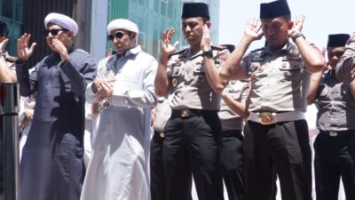 Kapolres Pasuruan Hadiri Salat Istisqa di Ponpes Dalwa, Bersama Santri Panjatkan Doa Memohon Hujan Berkah